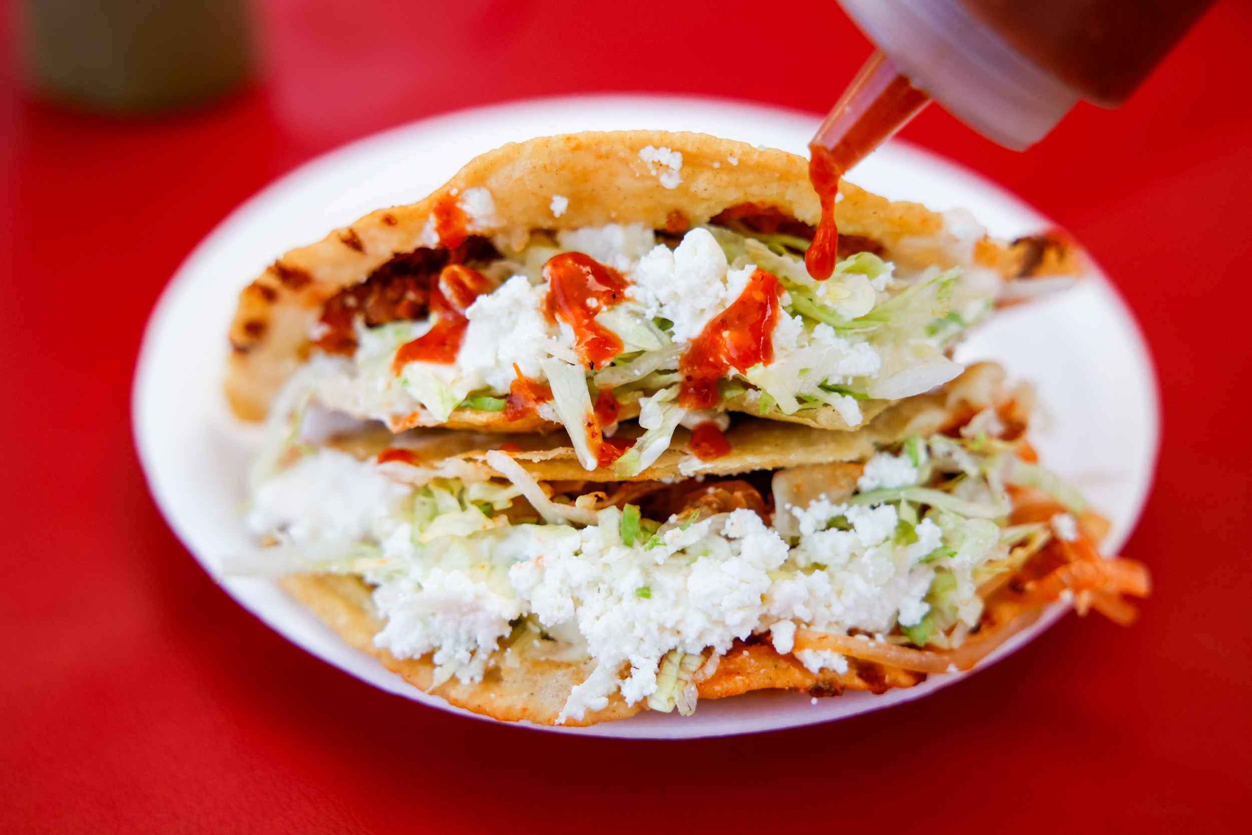 Hearty BBQ Bagged Lunches, Whole Hog Carnitas Tacos, And Curried Goat Mini Plates: Cheap Fast Eats Visits Inglewood - Vimarsana News