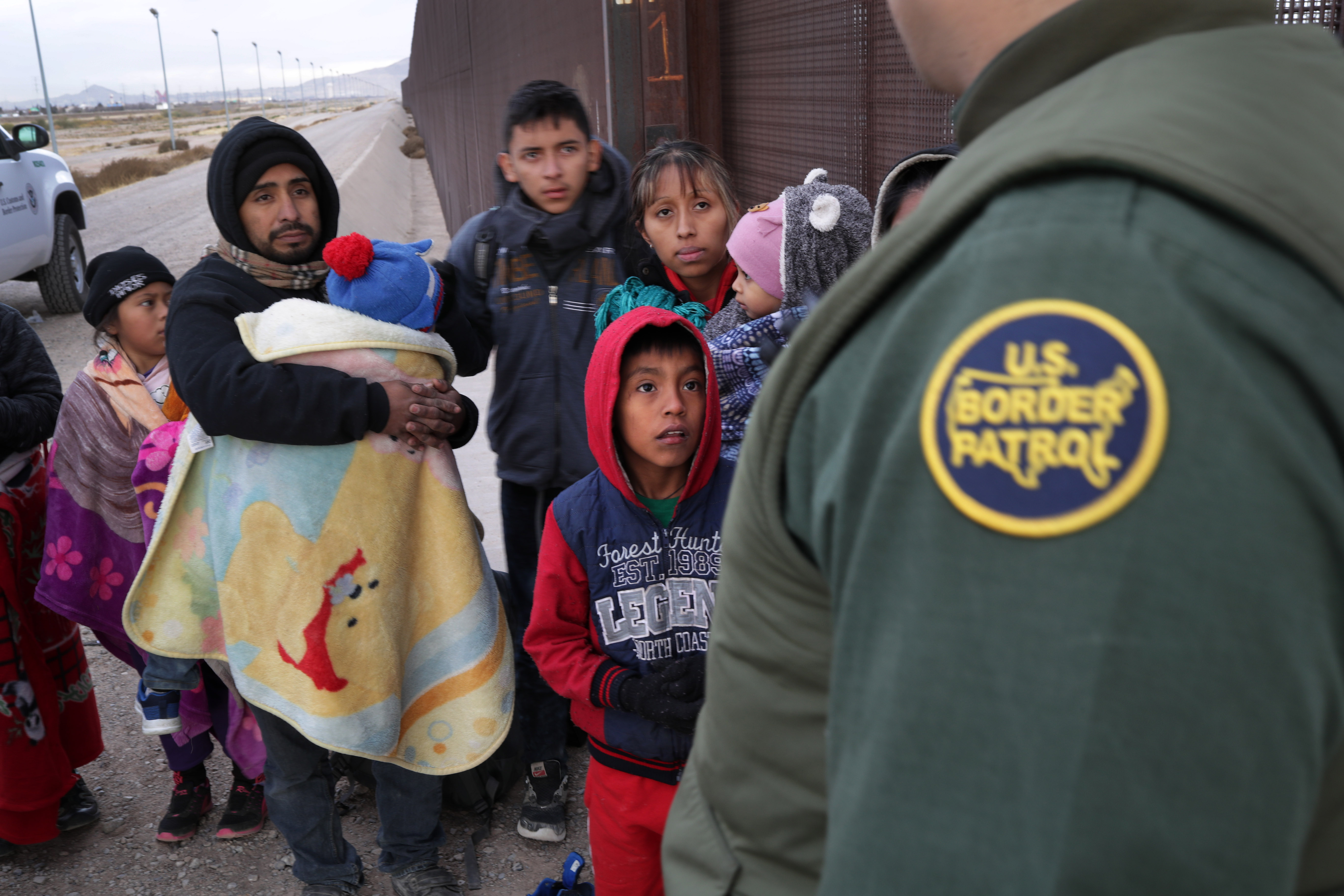 LA's Immigrant Advocates Respond Quickly After 42 Migrants Bused From Texas Border (And Other Headlines) - Vimarsana News
